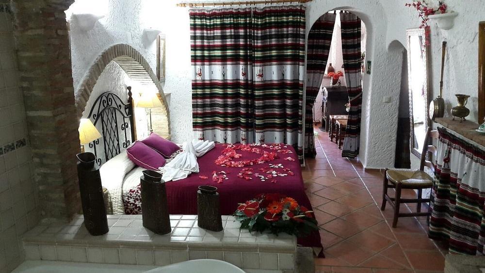 Apartmán Cuevas Pedro Antonio De Alarcon Guadix Exteriér fotografie