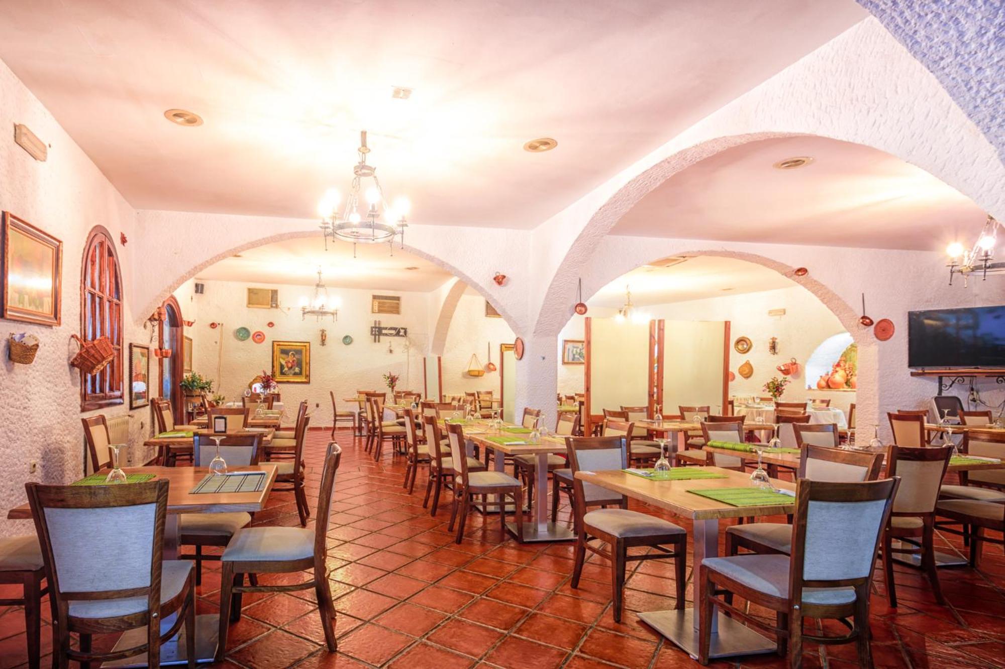 Apartmán Cuevas Pedro Antonio De Alarcon Guadix Exteriér fotografie