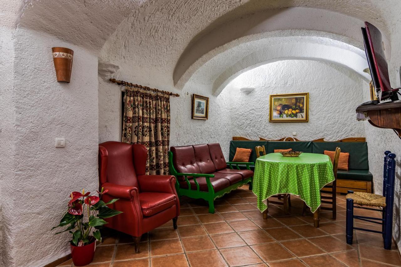 Apartmán Cuevas Pedro Antonio De Alarcon Guadix Exteriér fotografie